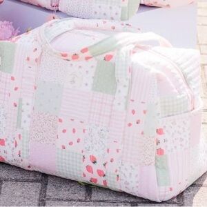Poppy & Peonies Patchwork road tripper